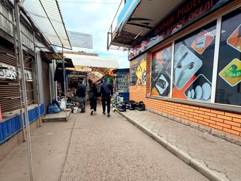 комерційна за адресою Соборності вул. (Косіора), 29к