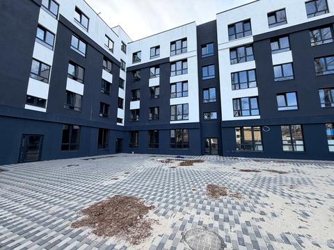 комерційна за адресою Северинівська вул. (Жовтнева), 131