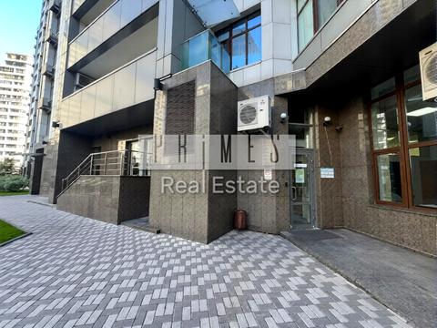 комерційна за адресою Андрія Верхогляда вул. (Михайла Драгомирова), 16