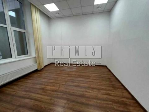 комерційна за адресою Андрія Верхогляда вул. (Михайла Драгомирова), 16