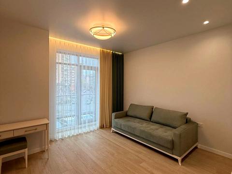 квартира за адресою Раїси Окіпної вул., 18