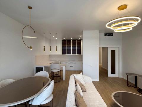 квартира за адресою Раїси Окіпної вул., 18