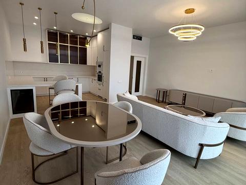 квартира за адресою Раїси Окіпної вул., 18