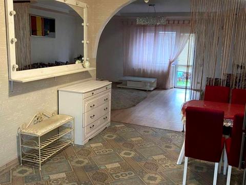 будинок за адресою 136-та Садова вул.