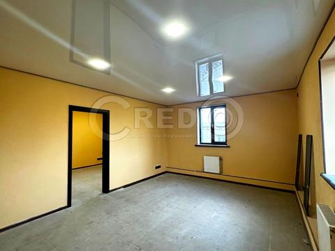 комерційна за адресою Леоніда Бородича вул., 23