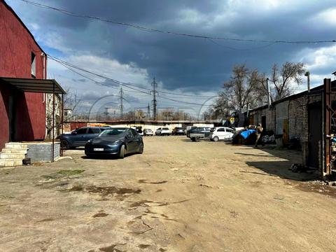 комерційна за адресою Леоніда Бородича вул., 23