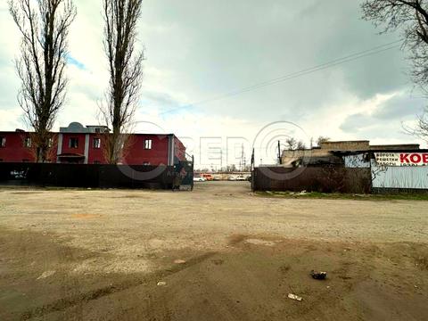 комерційна за адресою Леоніда Бородича вул., 23