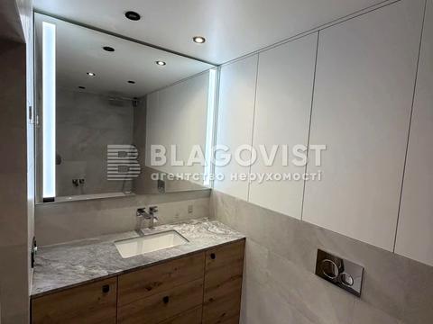 квартира за адресою Почайнинська вул., 53/55