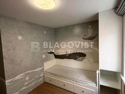 квартира за адресою Почайнинська вул., 53/55