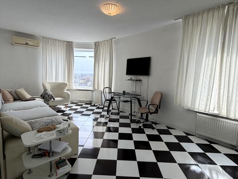 квартира за адресою Дніпровська набережна вул., 26-А