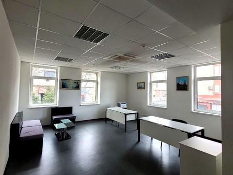 комерційна за адресою Валерія Лобановського просп., 119-г