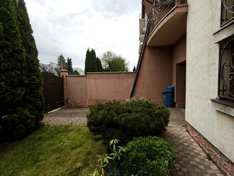 будинок за адресою Івана Франка вул., 1-Б