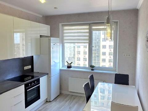 квартира за адресою Перлинна вул., 6