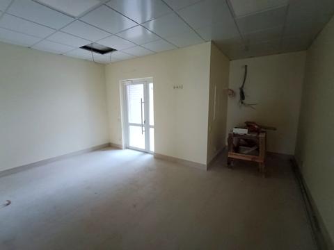 комерційна за адресою Приозерний бульв., 5