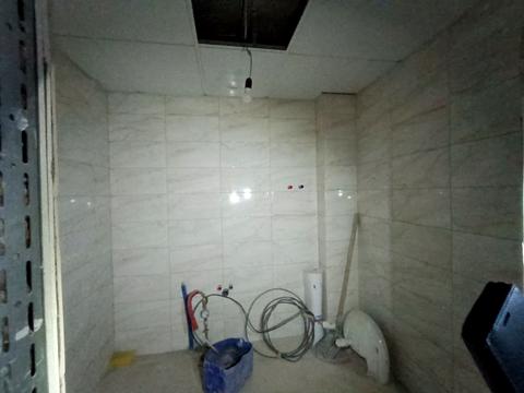 комерційна за адресою Приозерний бульв., 5