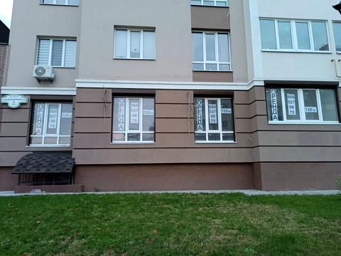 комерційна за адресою Приозерний бульв., 5