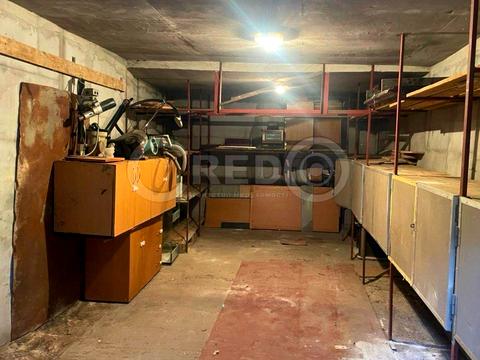 паркомісце за адресою Олександра Васякіна вул., 1