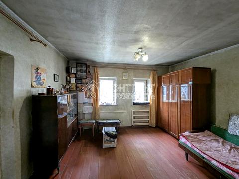 дом по адресу вул.Травнева, 1