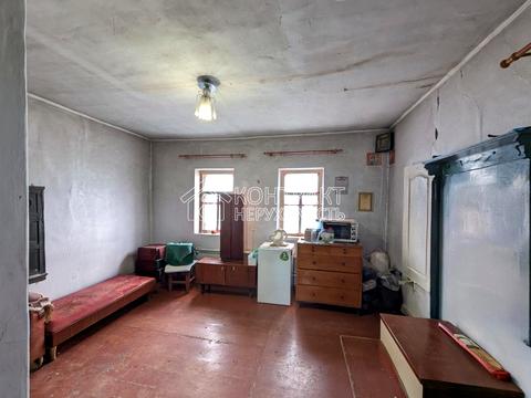 дом по адресу вул.Травнева, 1