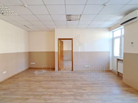 комерційна за адресою Глибочицька вул., 40-А