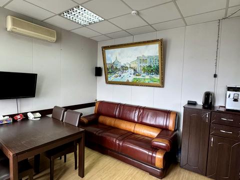 коммерческая по адресу Миколы Бажана просп., 12