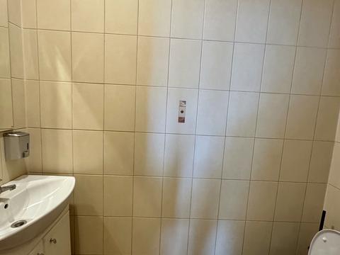 коммерческая по адресу Миколы Бажана просп., 12