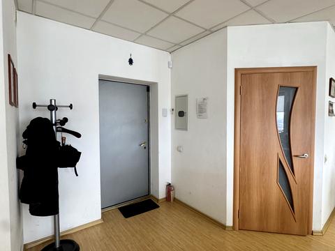 коммерческая по адресу Миколы Бажана просп., 12