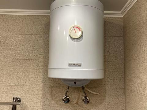 квартира по адресу Героев Полка "Азов ул. (Малиновского маршала), 8