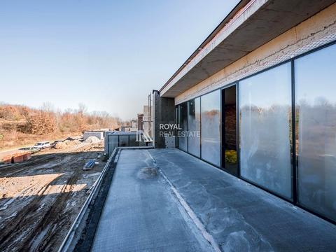 будинок за адресою с. Лісники, Лугова вул., (Будинок 1)