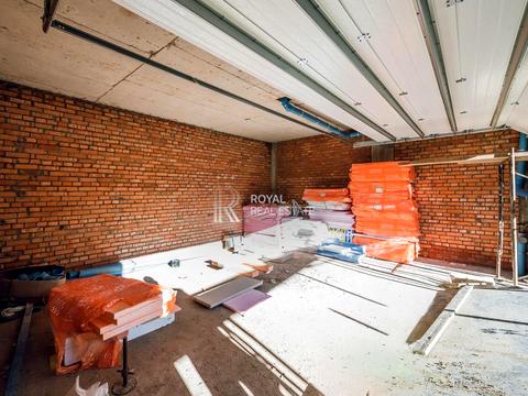 будинок за адресою с. Лісники, Лугова вул., (Будинок 1)