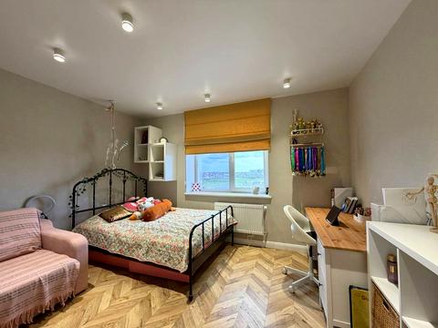 квартира за адресою Академіка Сахарова вул., 16