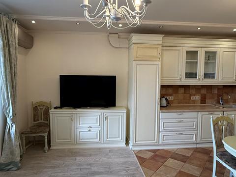 квартира за адресою Миколи Амосова вул., 4