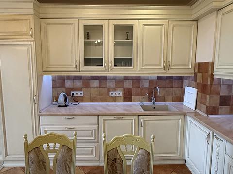 квартира за адресою Миколи Амосова вул., 4