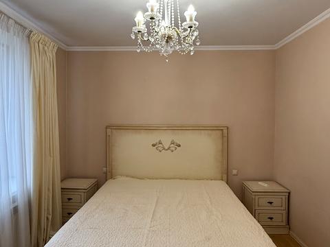 квартира за адресою Миколи Амосова вул., 4