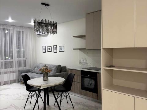 квартира по адресу Олександра Олеся ул., 8/17