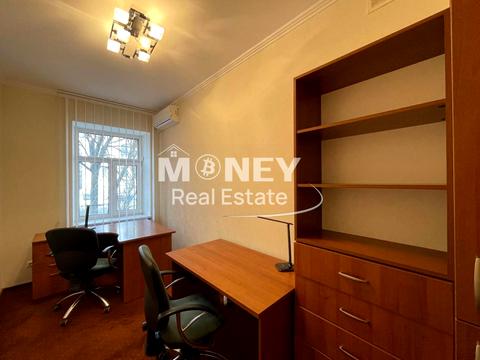 комерційна за адресою Олеся Гончара вул., 12