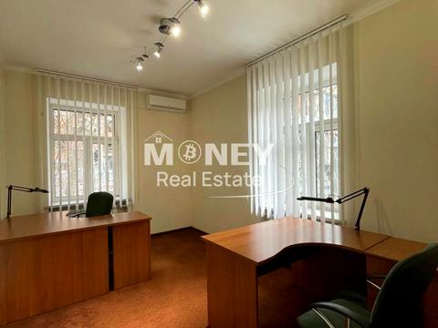 комерційна за адресою Олеся Гончара вул., 12
