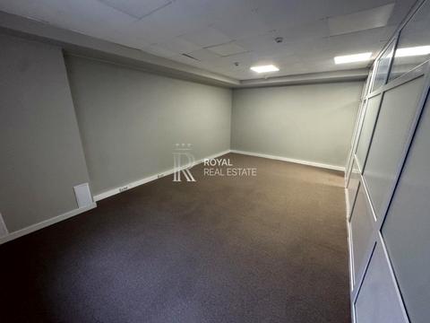 комерційна за адресою Ігорівська вул., 11/2