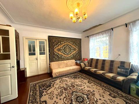 будинок за адресою Нова