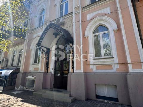 коммерческая по адресу Ивана Франко ул., 42