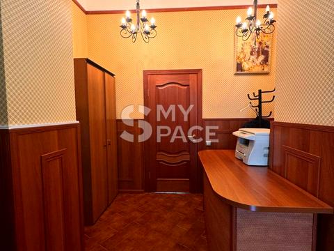 коммерческая по адресу Ивана Франко ул., 42