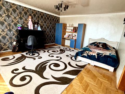 будинок за адресою Молодіжна