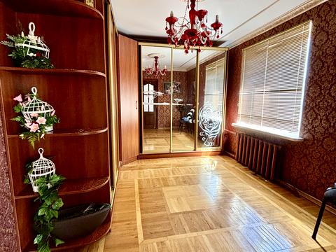 будинок за адресою Молодіжна