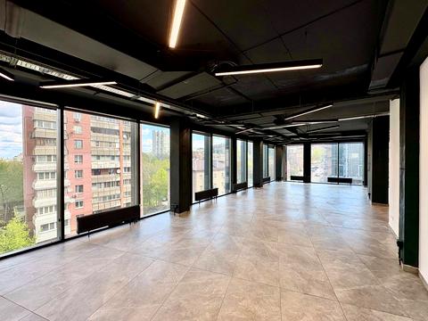 комерційна за адресою Шевченка вул., 49