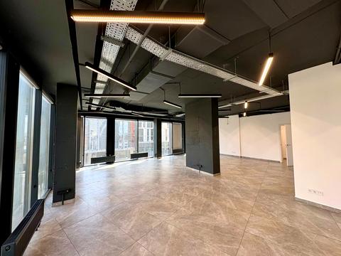 комерційна за адресою Шевченка вул., 49