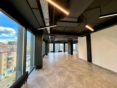 комерційна за адресою Шевченка вул., 49