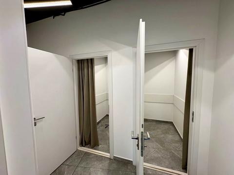 комерційна за адресою Шевченка вул., 49