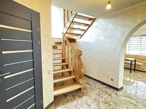 будинок за адресою Вербова