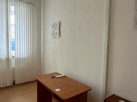 комерційна за адресою Олексія Вадатурського вул. (Фалєєвська), 91