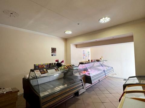 коммерческая по адресу Довженко ул., 2